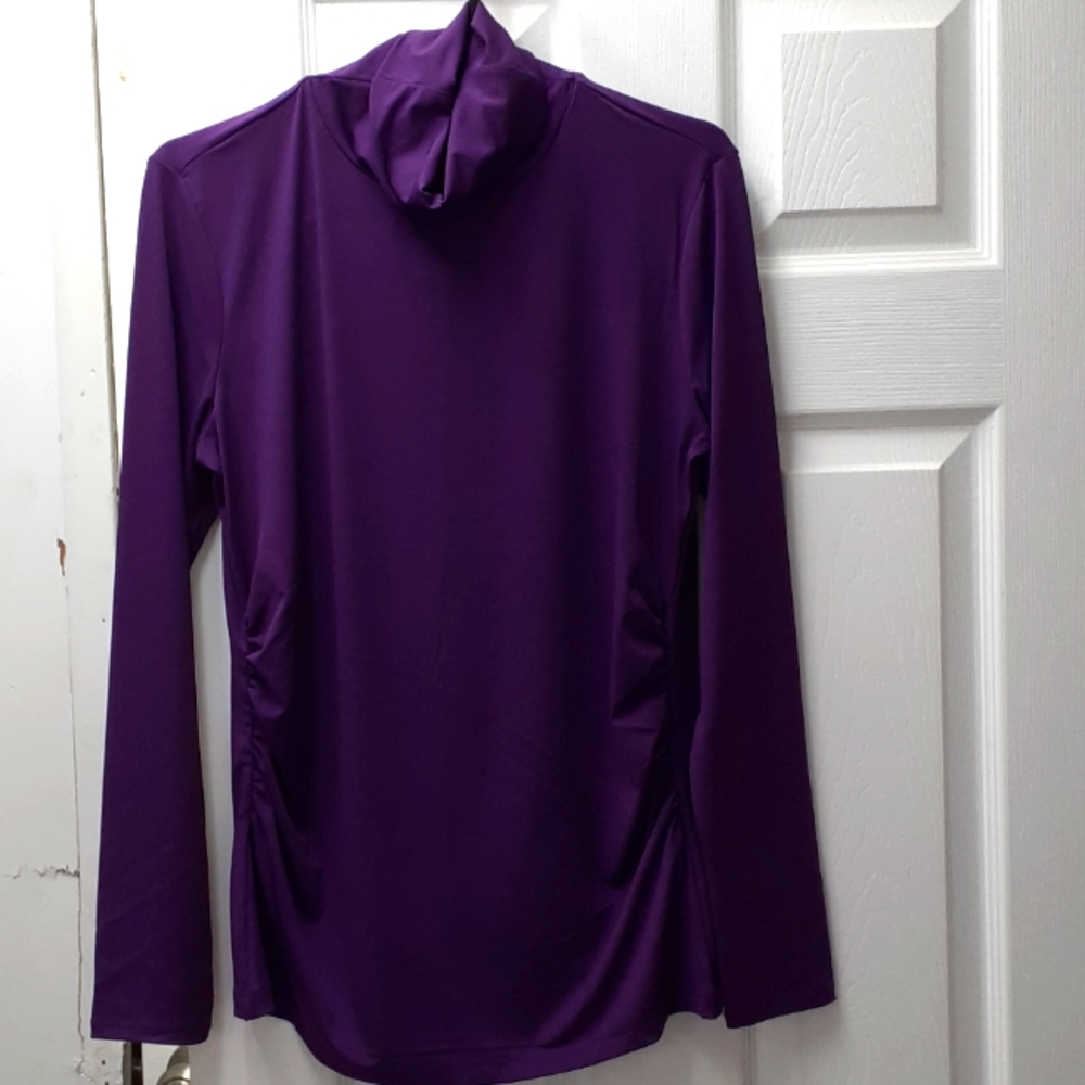 New York & Company Turtle Neck Size Medium